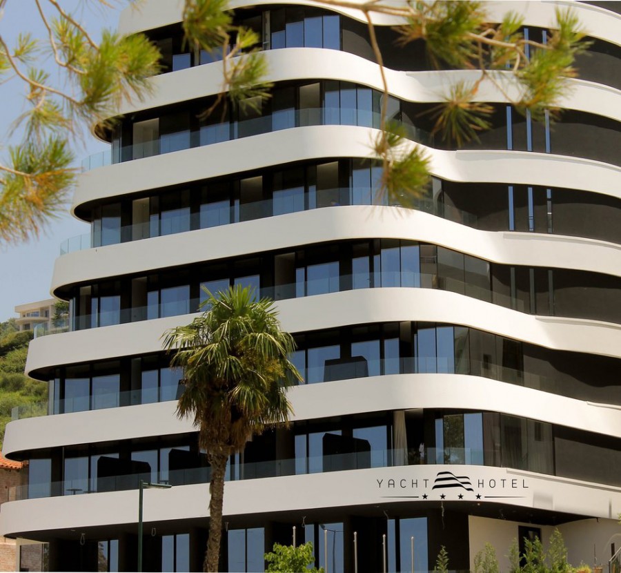The modernist design of the Yacht Hotel in Vlorë, Albania hides a durable and waterproof foundation built on PENETRON ADMIX-treated concrete