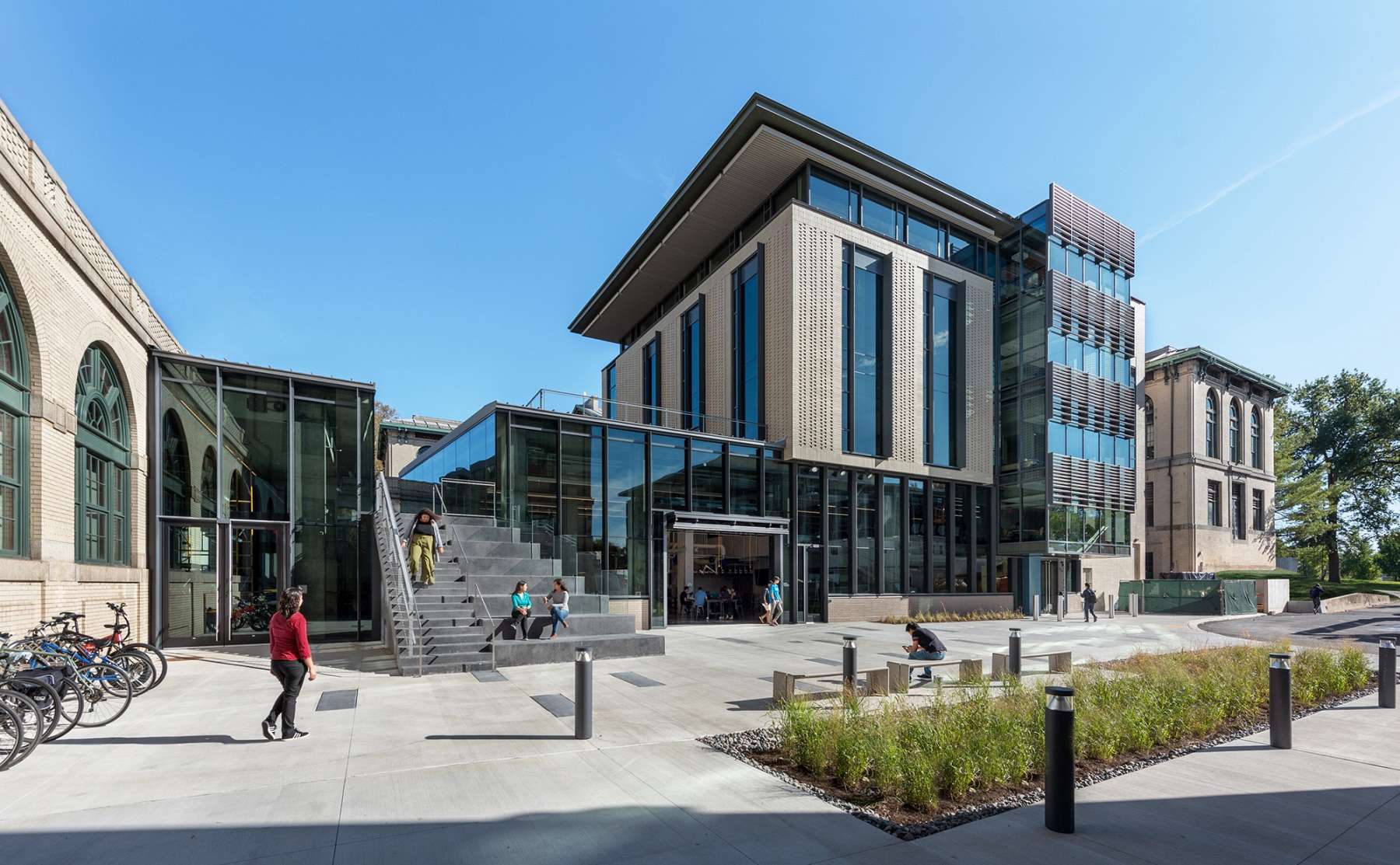 Ansys Hall at Carnegie Mellon University – College of Engineering in Pittsburgh, Pennsylvania