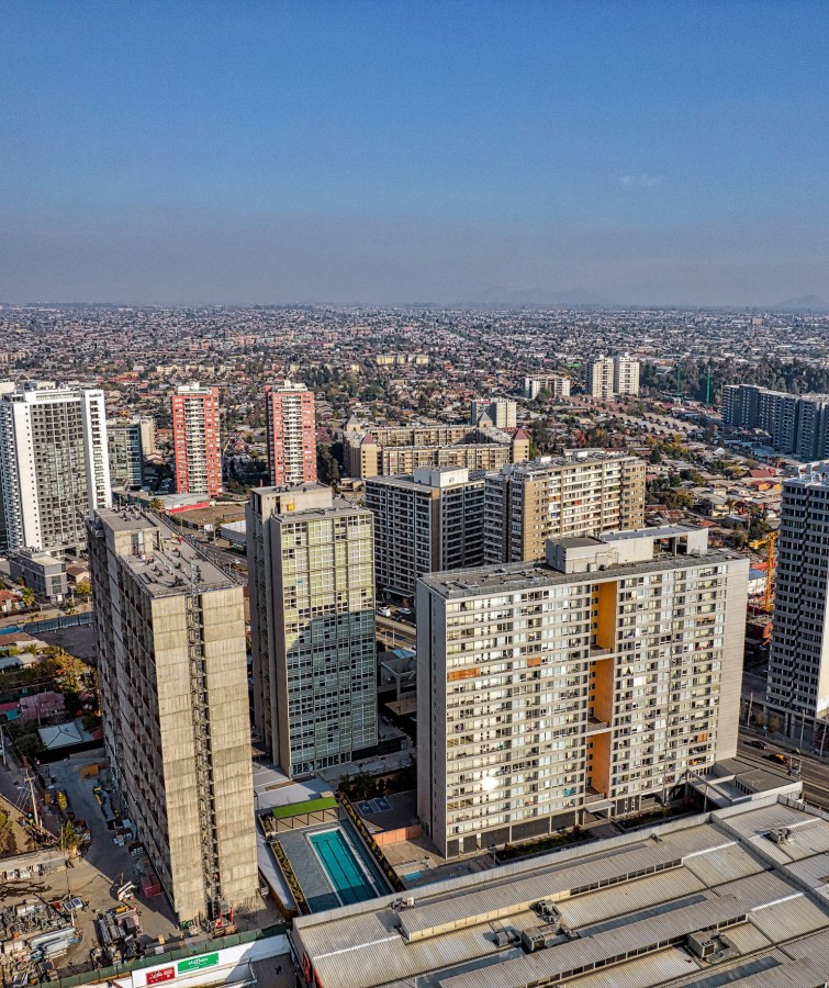 The Edificio Central residential tower in La Florida, Chile is home to 240 upscale apartments and a 3-level underground parking garage.